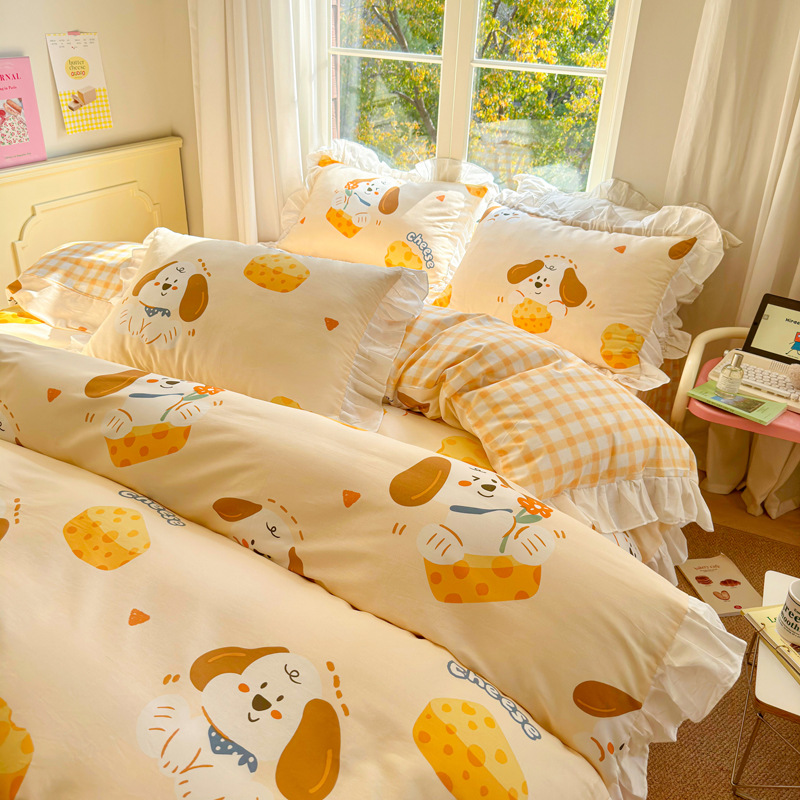 Four-piece Cartoon Cotton Bed Set Soft  B10