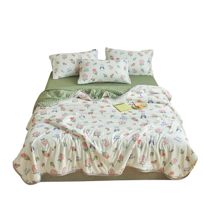 Cartoon children's Doudou cotton air conditioner quilt B73