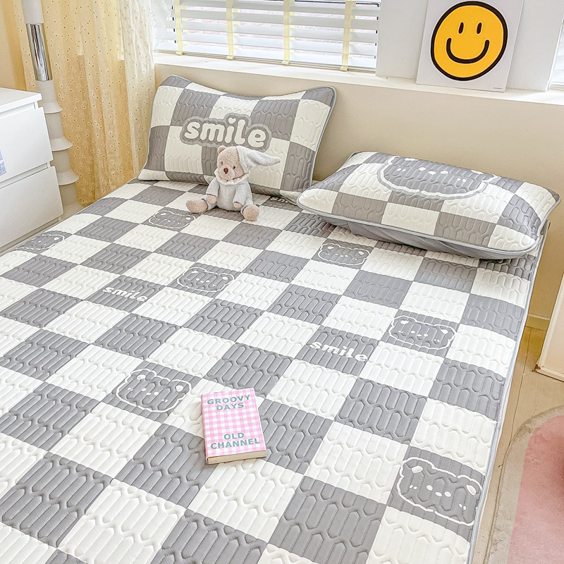 Three-piece summer cartoon latex mat B101